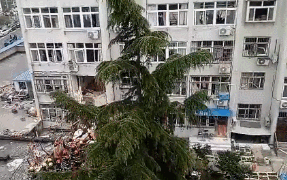 突發(fā)！青島一居民樓發(fā)生爆燃！已造1人死亡，7人受傷！3公里外有震感…